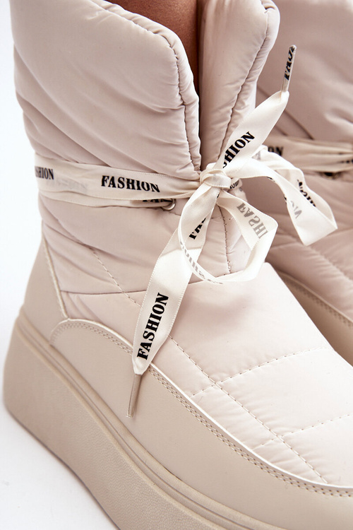 Жіночі зимові черевики з декоративною шнурівкою світло-бежевого кольору Siracna