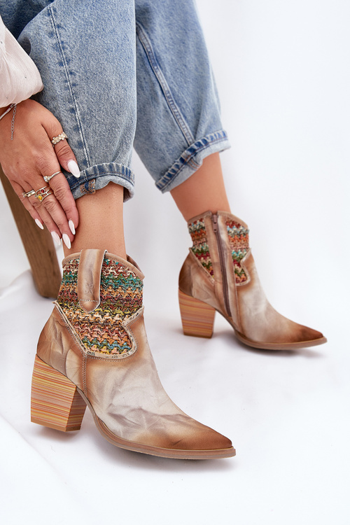 Шкіряні Ковбойські Чоботи На Підборі З Декоративною Плетінкою Maciejka 06810-29 Багатокольорові