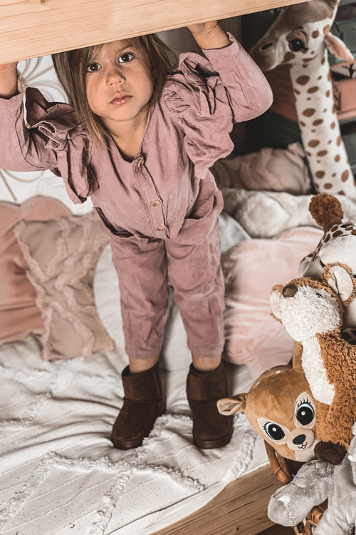 Дитячі утеплені зимові черевики коричневого кольору Gooby