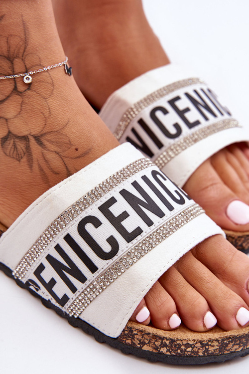 Босоніжки зі стразами на пробковому каблуці Білі Be Nice