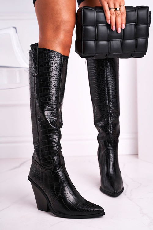 Жіночі високі чоботи чорного кольору Виш