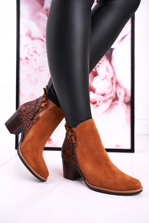 Жіночі шкіряні чоботи на підборах Maciejka Camel 04833-43