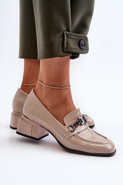 Бежеві лаковані туфлі S.Barski MR38-960