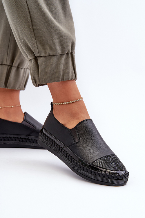 Жіночі чорні шкіряні туфлі на платформі D&A LR370