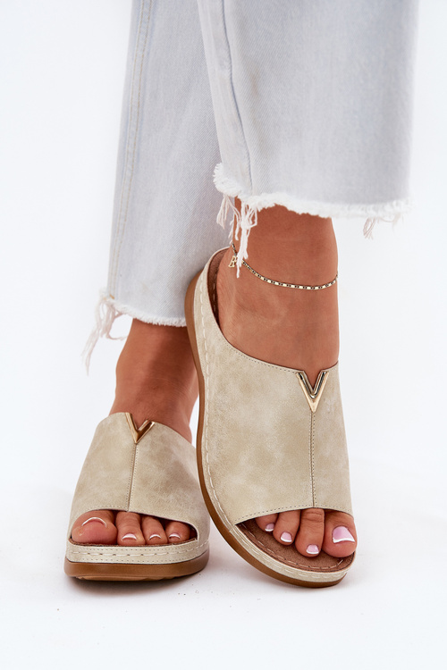 Зручні жіночі сандалі на платформі золоті Claribelle