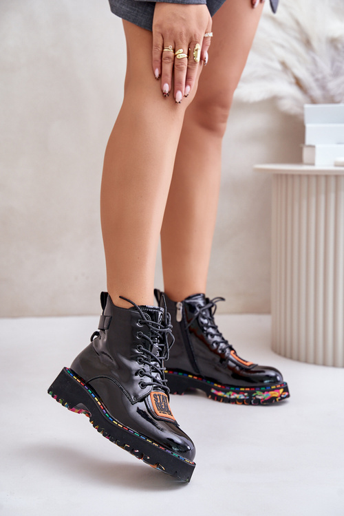 Лаковані ботильйони жіночі шкіряні на блискавці Artiker 55C0517 чорні