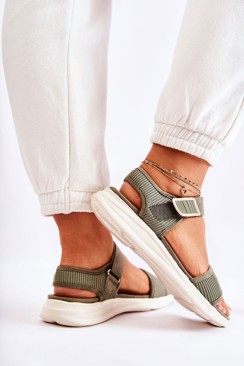 Жіночі зручні босоніжки на липучці Зелені Sidney