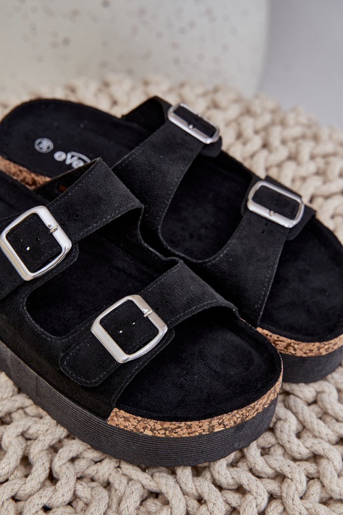 Жіночі сандалі на масивній платформі з пряжками чорні Aramia