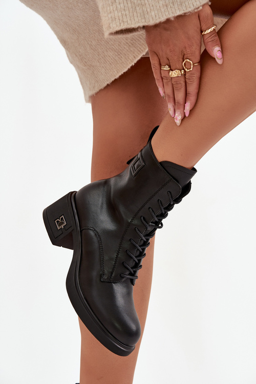 Ізольовані жіночі ботінки з натуральної шкіри на каблуці Vinceza 66819 чорні