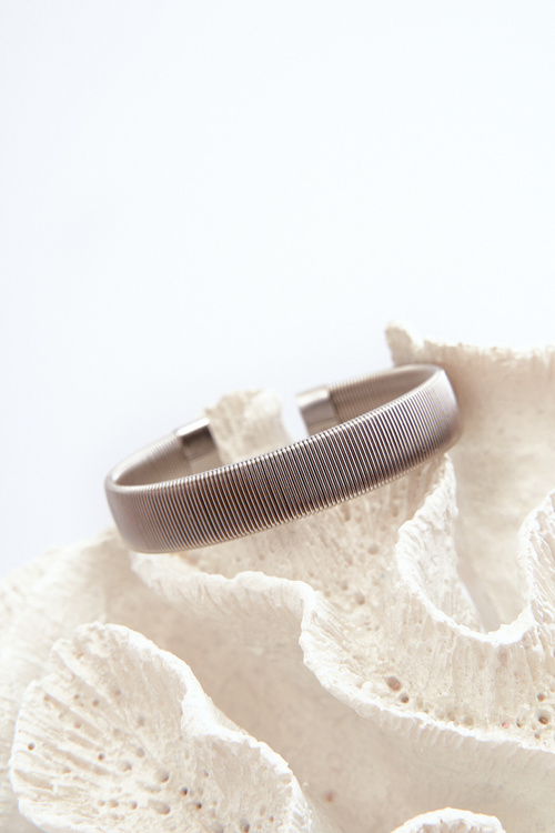 Еластичний жіночий браслет з нержавіючої сталі срібний