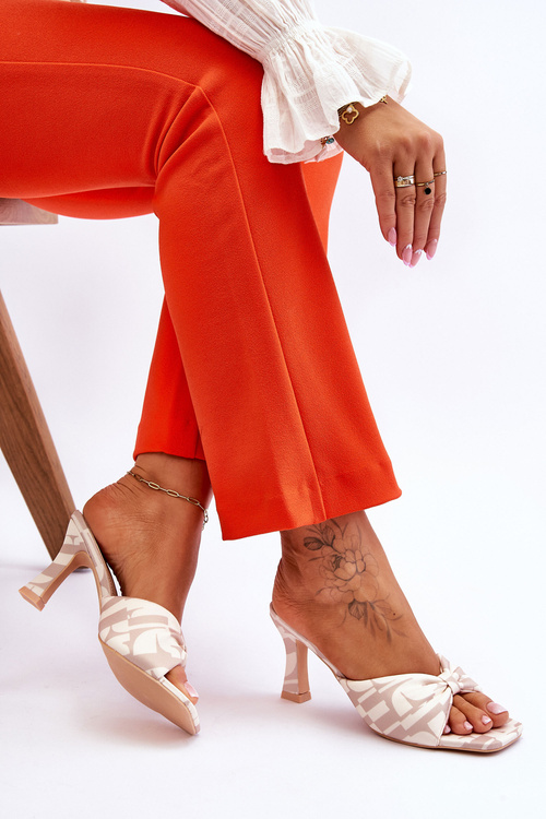 Модні високі підбори в принті бежевого кольору Floria