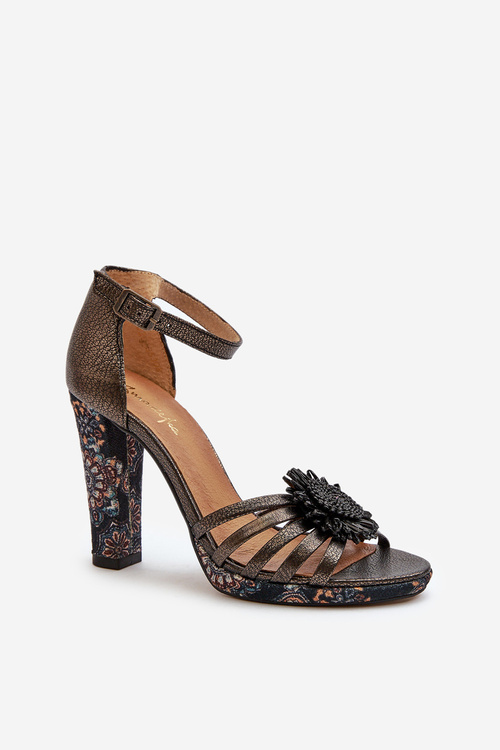 Жіночі босоніжки на каблуці та прикрасі Maciejka 06620-20 Графіт