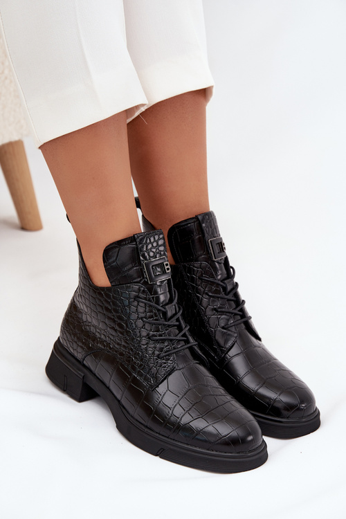 Шкіряні чоботи з декоративним тисненням ізоляційні Vinceza 66815 Чорні