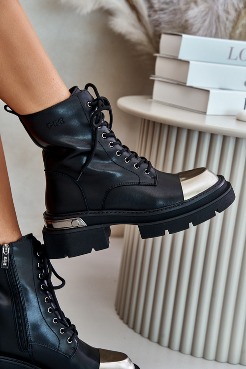 Чоботи жіночі утеплені з натуральної шкіри чорного кольору Goe OO2N4119