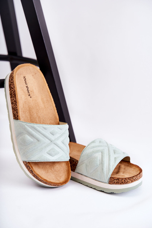 Жіночі замшеві тапочки на масивній платформі Green Heritta