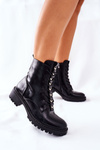 Чоботи жіночі на плоскому ходу чорні Myroe