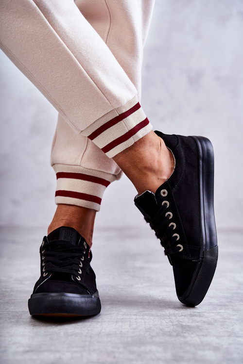 Жіночі низькі кросівки Big Star KK274004 Чорні