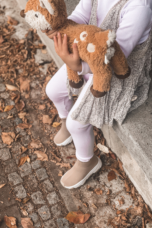 Дитяче молодіжне спортивне взуття бежеве Callobe