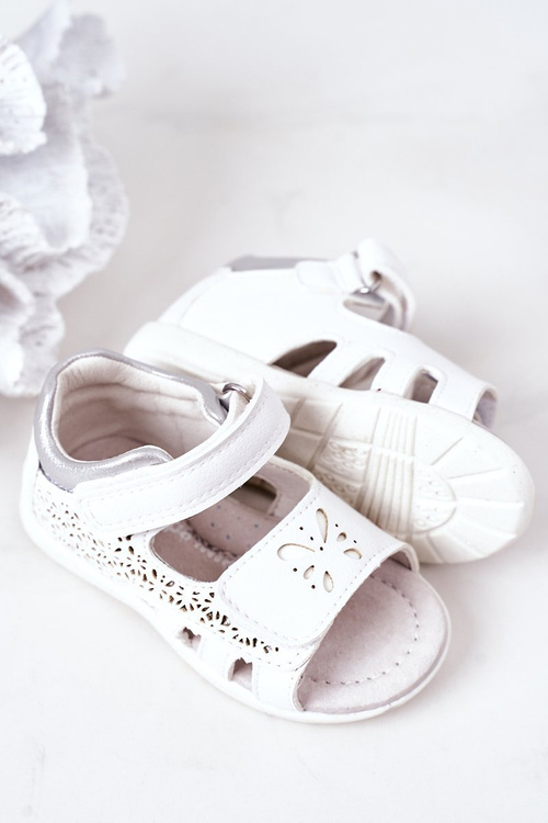 Дитячі шкіряні босоніжки на липучці білого кольору Meera