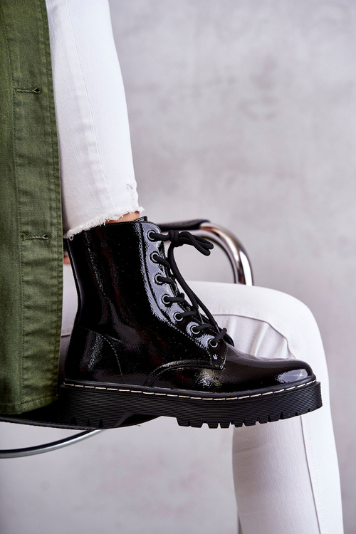 Чоботи жіночі на плоскому ходу чорні Kognito