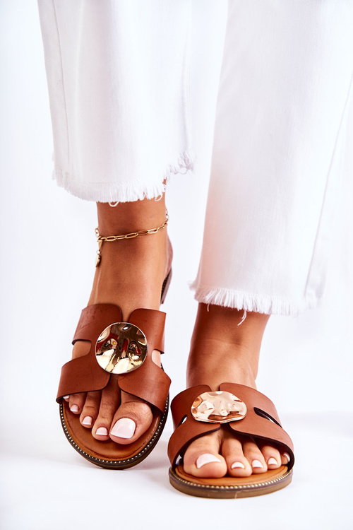 Зручні жіночі тапочки з орнаментом коричневого кольору Leila