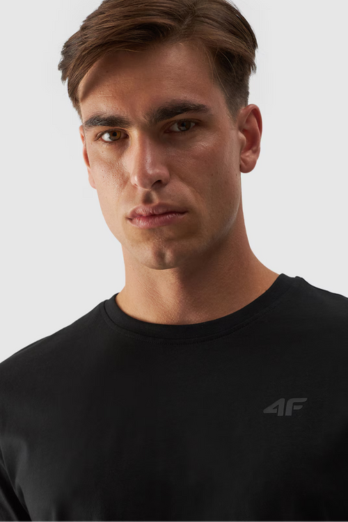 Жіноча гладка футболка з логотипом чорна 4F 4FWMM00TTSHF1845-20S