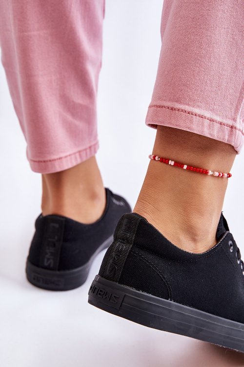 Жіночі класичні кросівки Eleya чорного кольору