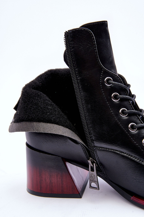 Шкіряні чоботи на підборах чорні Luloshe