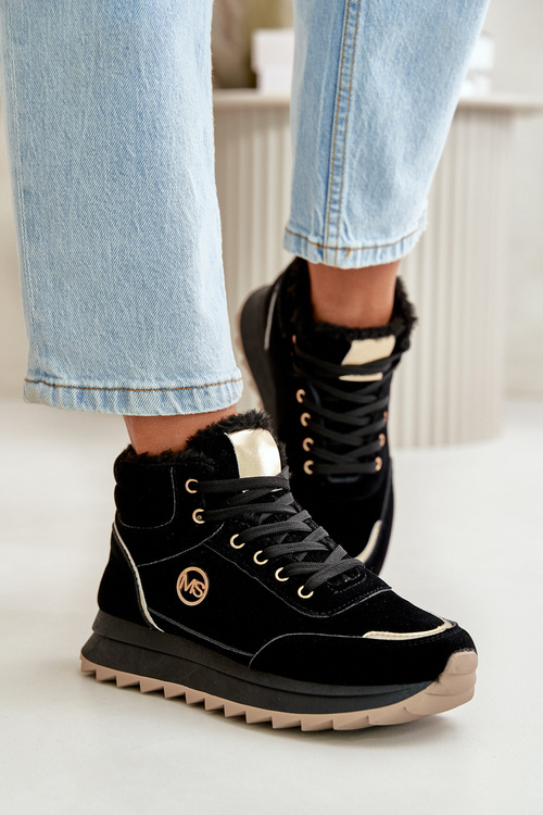 Черевики спортивні жіночі утеплені на платформі чорні Ariatte