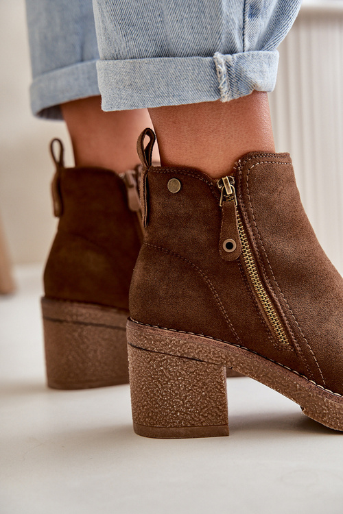 Жіночі чоботи на підкладці з блоковим каблуком із штучної замші темно-коричневого кольору Velarilla