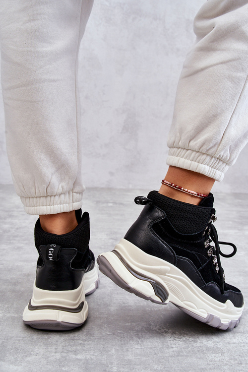 Жіноче високе спортивне взуття GOE KK2N4098 Чорний