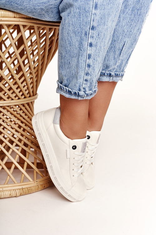 Жіночі шкіряні кросівки Big Star GG274194 Білі