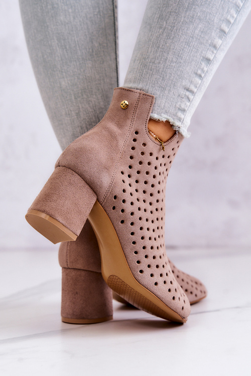 Чоботи шкіряні ажурні Maciejka 05420-10 Темно-бежевий