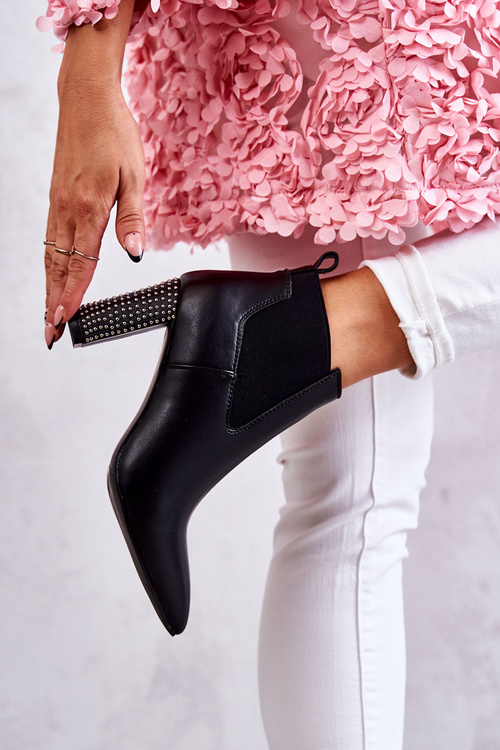 Елегантні черевики на постінці з форсунками Black Elinor