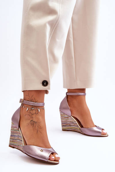 Шкіряні босоніжки на танкетці Laura Messi 2603/783 срібло