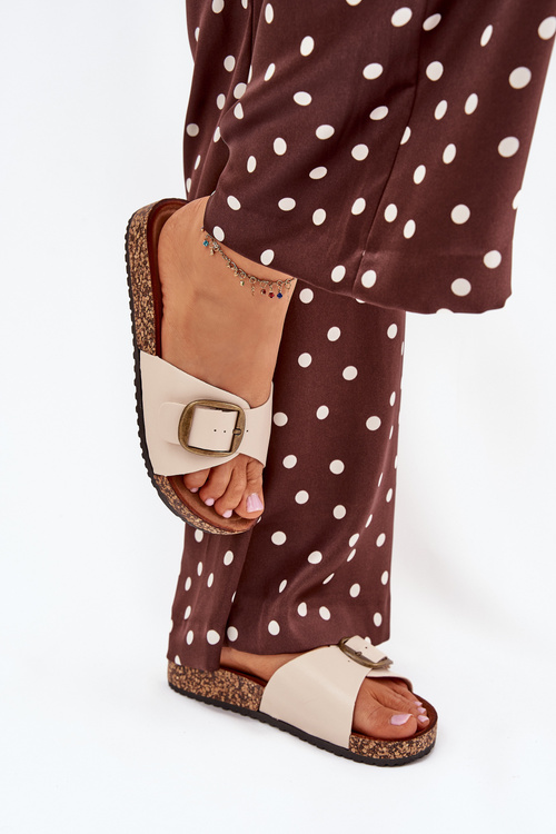 Жіночі сандалі на корковій платформі з пряжкою бежеві Vianara