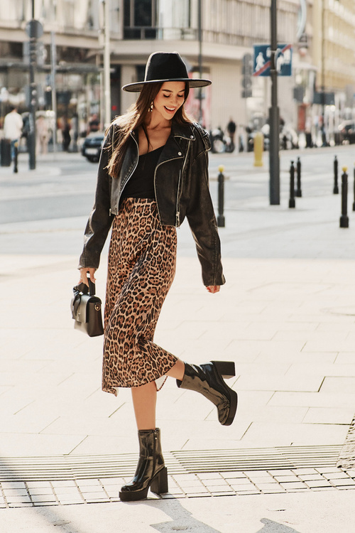 Шкіряні жіночі ботильйони на підборах утеплені D&A JC42-37 чорні