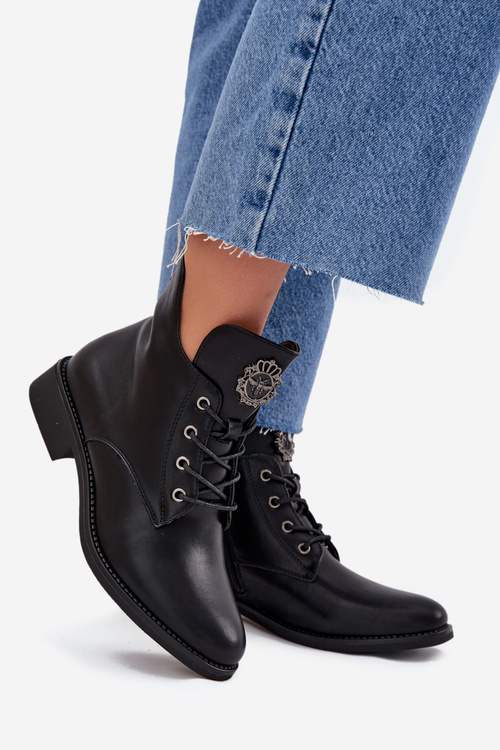 Низькі Жіночі Черевики На Плоскому Каблуці З Декоративним Елементом Утеплені Чорні Cylira