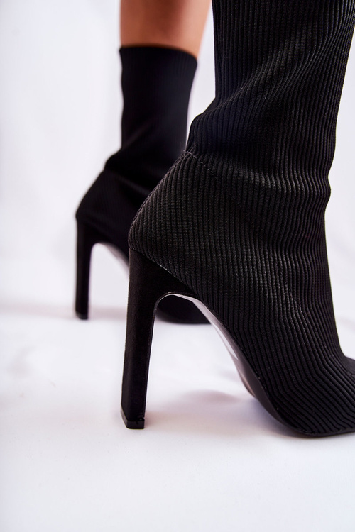 Жіночі високі чоботи на каблуці Чорний Nessi