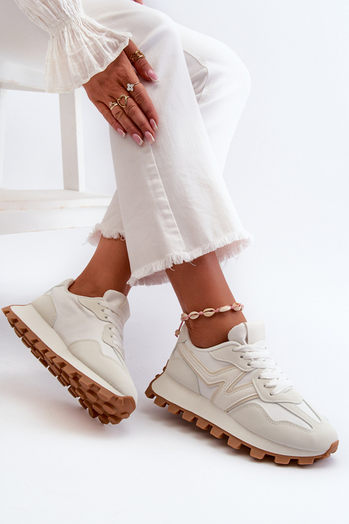 Жіночі білі спортивні кросівки Kalelia