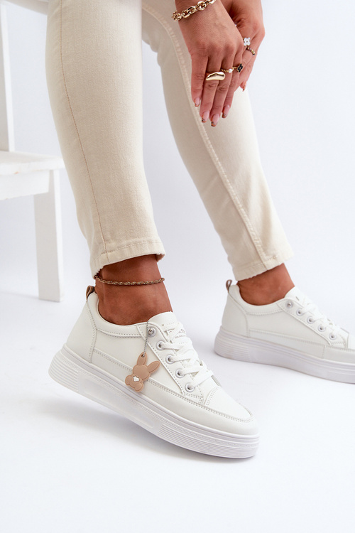 Кросівки жіночі спортивні на платформі з декором білі VINCEZA 13613