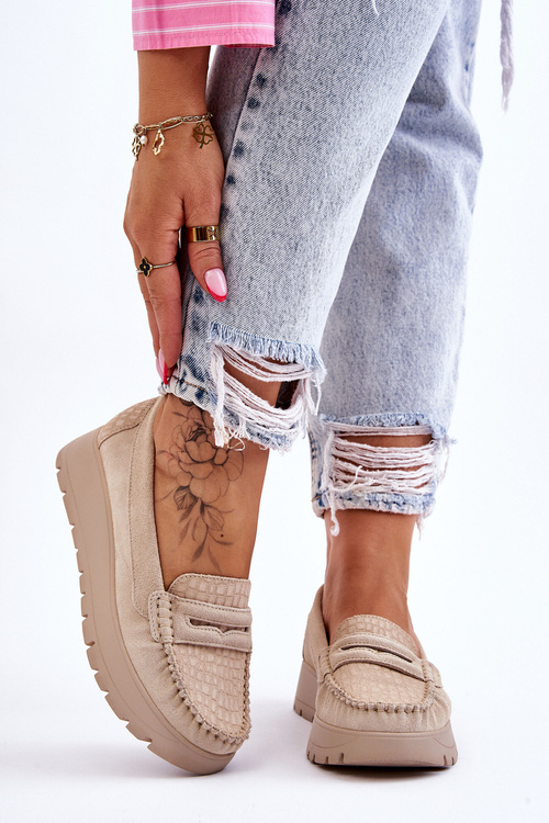 Замшеві лофери на платформі світло-бежеві Milana