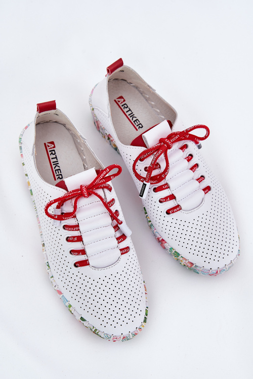 Жіноче Шкіряне Взуття На Танкетці Artiker 56C1799 Біло-Сріблясте