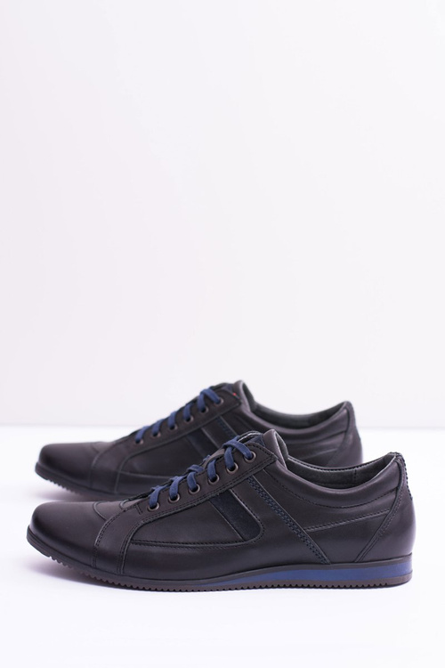 Чоловічі шкіряні спортивні півчеревики Sferis Black