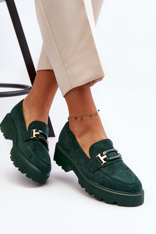 Замшеві класичні лофери з бахромою зеленого кольору Averil
