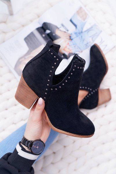 Жіночі чоботи на шпильці з вирізами Black ManiMani