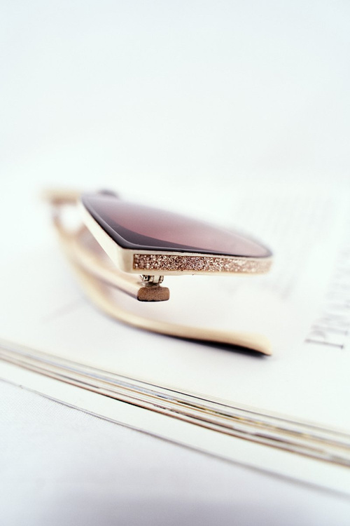 Чорні бежеві жіночі сонцезахисні окуляри Prius PR-V26 Brown Glass Glitter