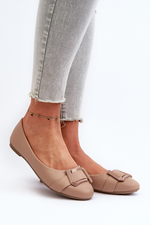 Балетки з ремінцем і орнаментом з екошкіри темно-бежевий Cadwenla