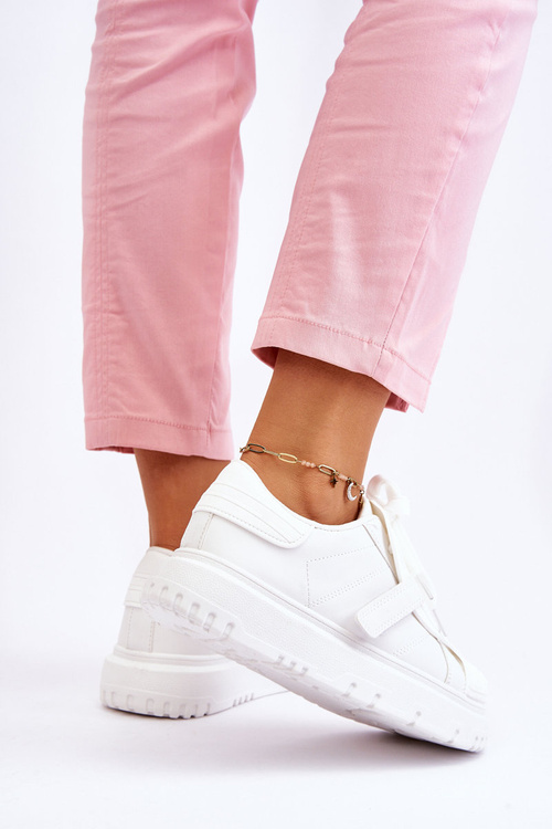 Жіноче модне спортивне взуття White Genesis