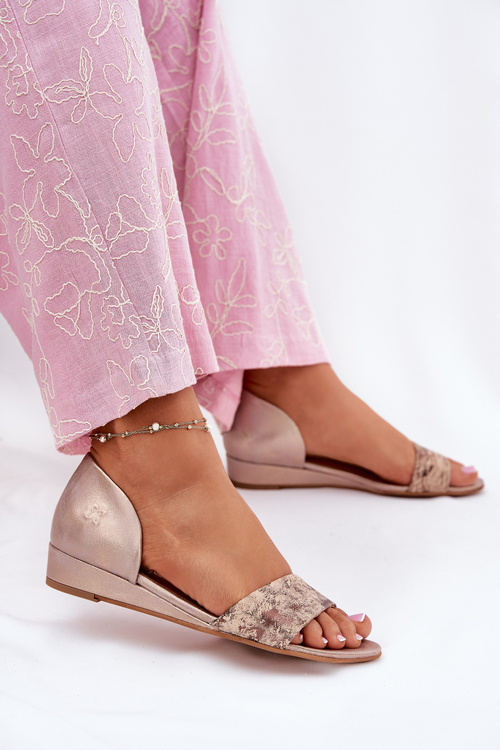 Шкіряні сандалі Maciejka 01971-71 золоті